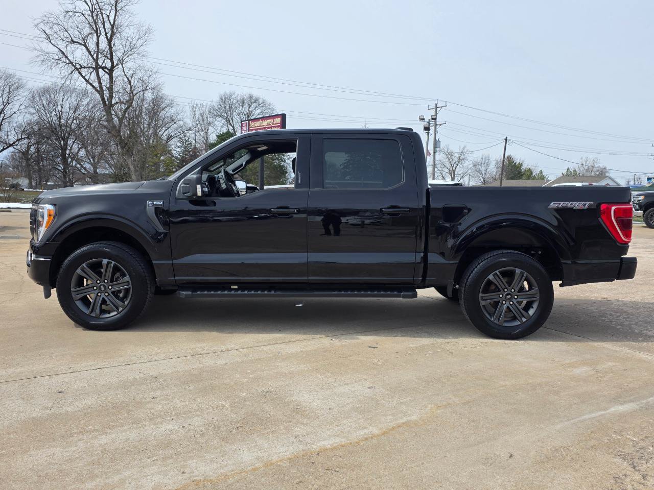 Used 2023 Ford F150 XLT w/ Equipment Group 302A High AWD/4WD image 7