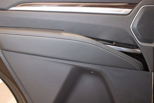 Certified 2025 Cadillac Escalade Premium Luxury w/ Touring Package image 21