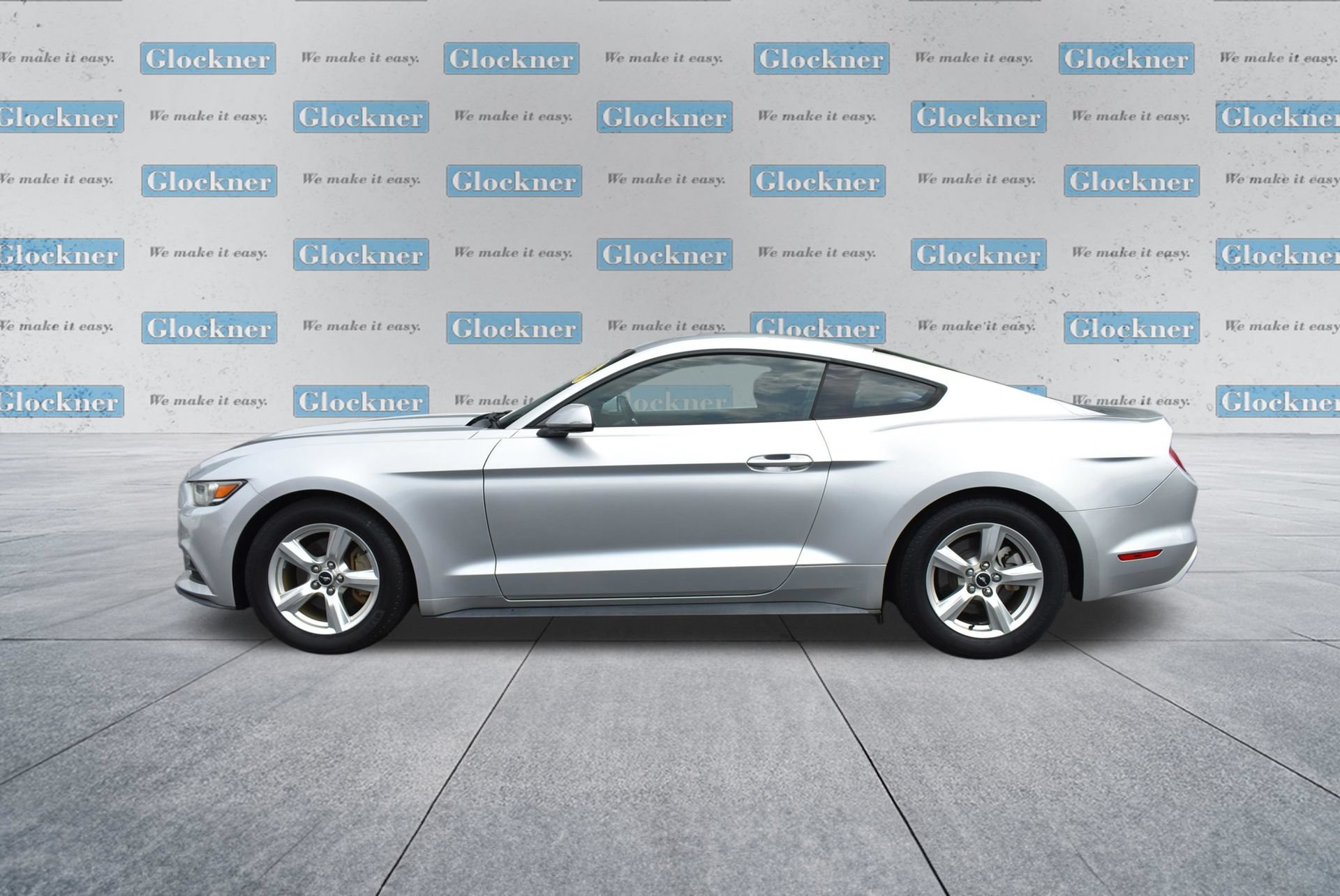 Used 2015 Ford Mustang Coupe RWD image 8