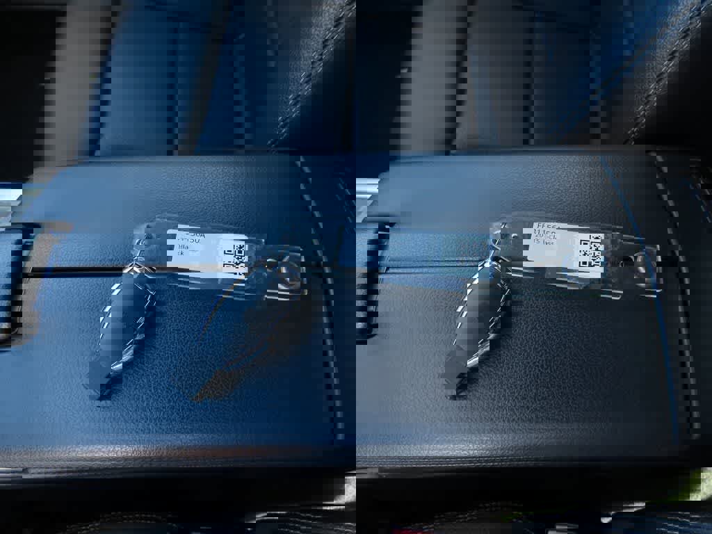 Used 2015 Mercedes-Benz E 350 Sedan image 27