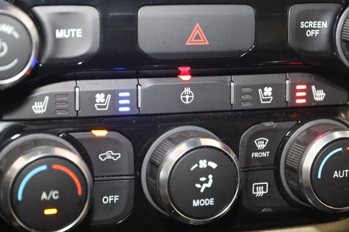 Used 2022 RAM 1500 Laramie RWD image 8
