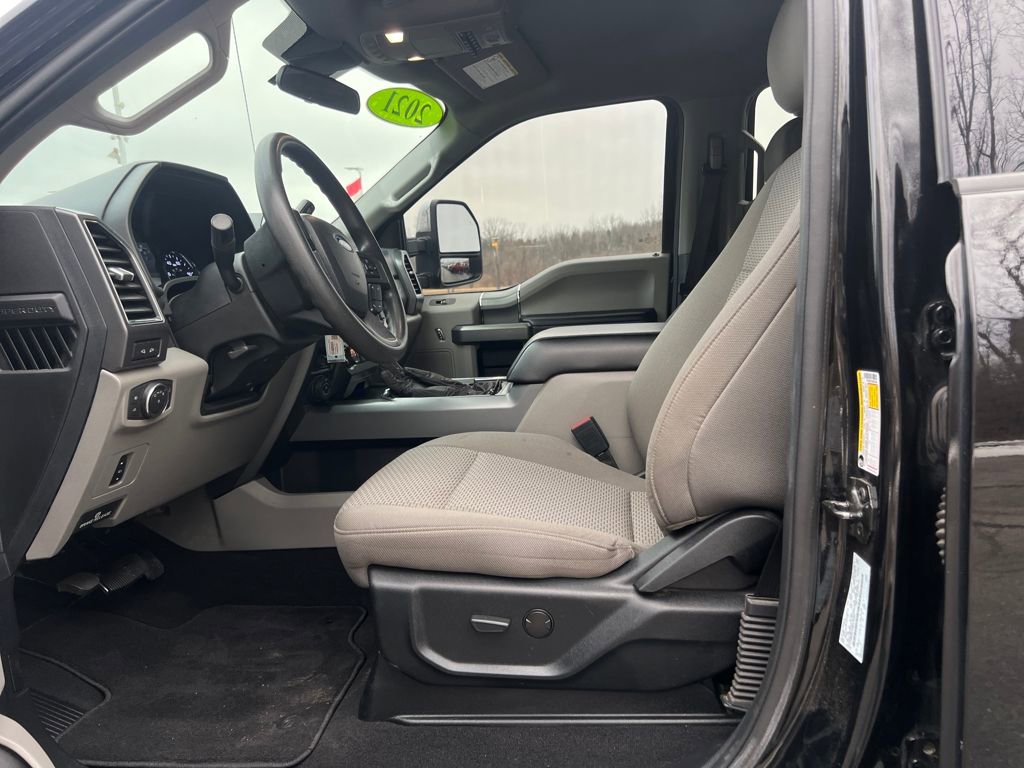 Used 2021 Ford F250 XLT w/ XLT Premium Package image 8