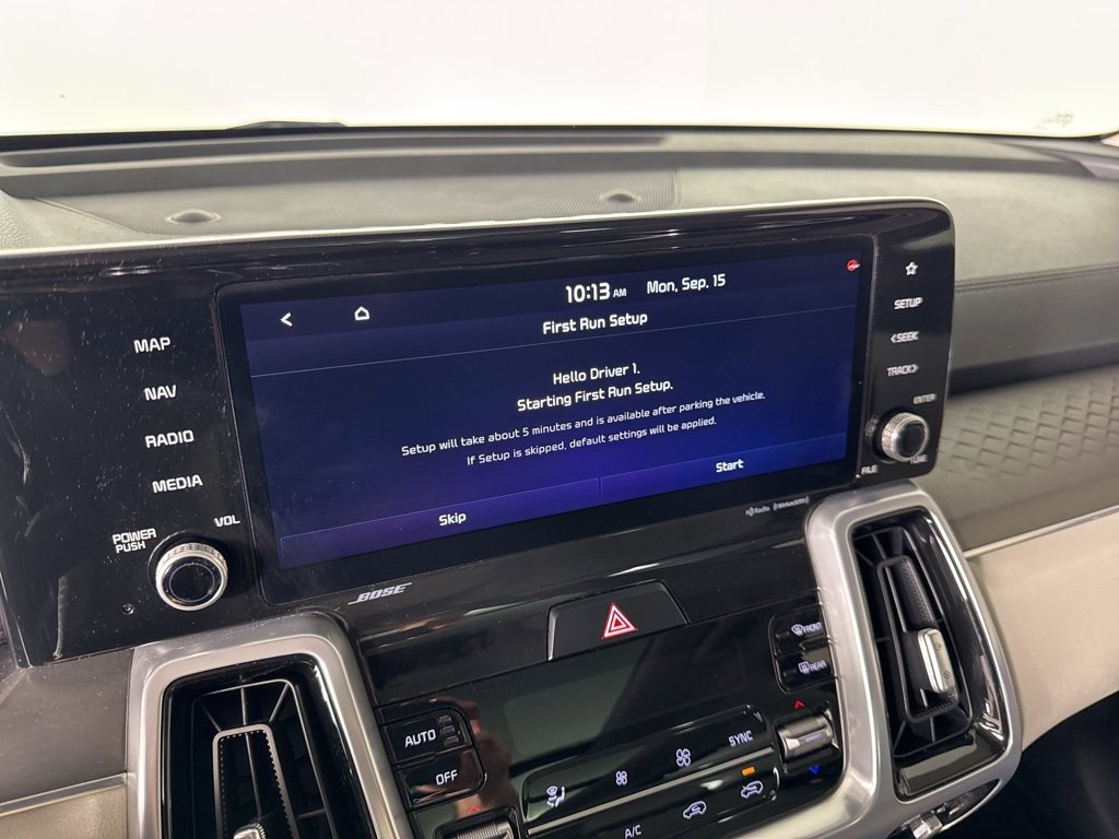 Used 2023 Kia Sorento SX Prestige w/ Panoramic Sunroof Package image 19