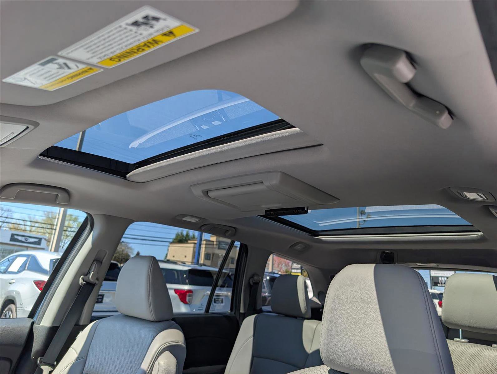 Used 2018 Honda Pilot Elite image 38