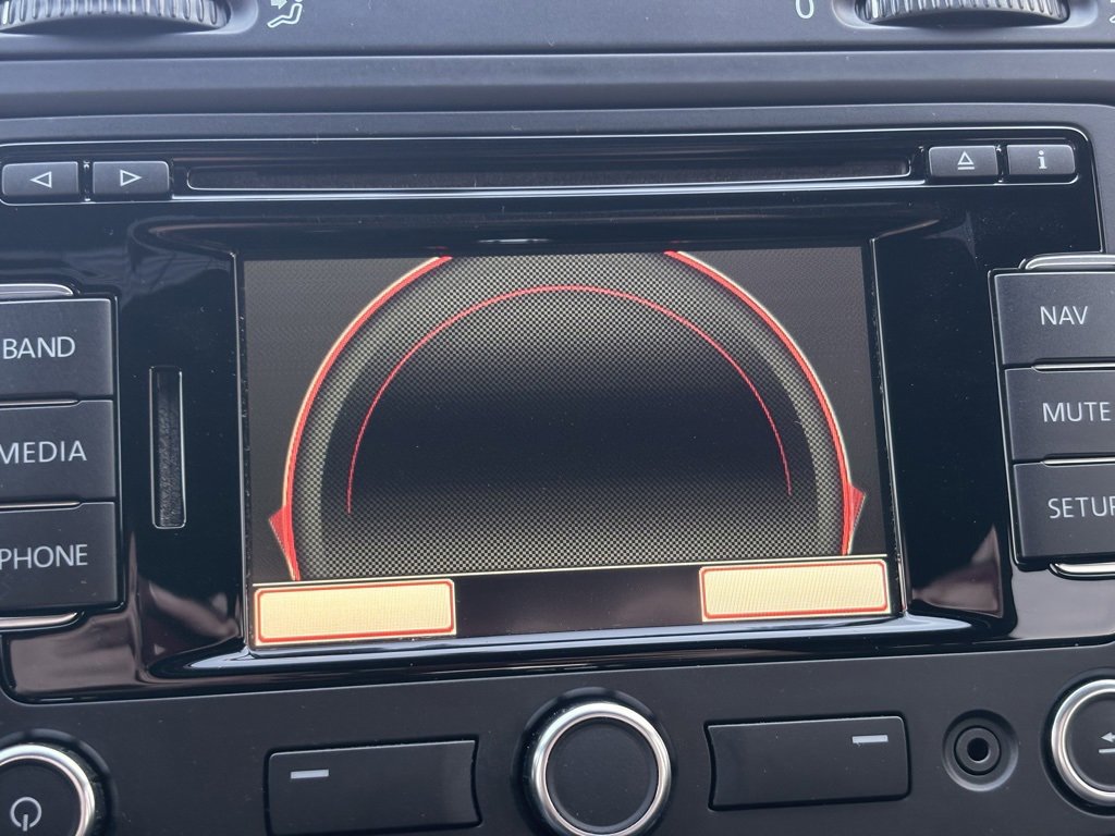 Used 2013 Volkswagen Golf R 4-Door image 29