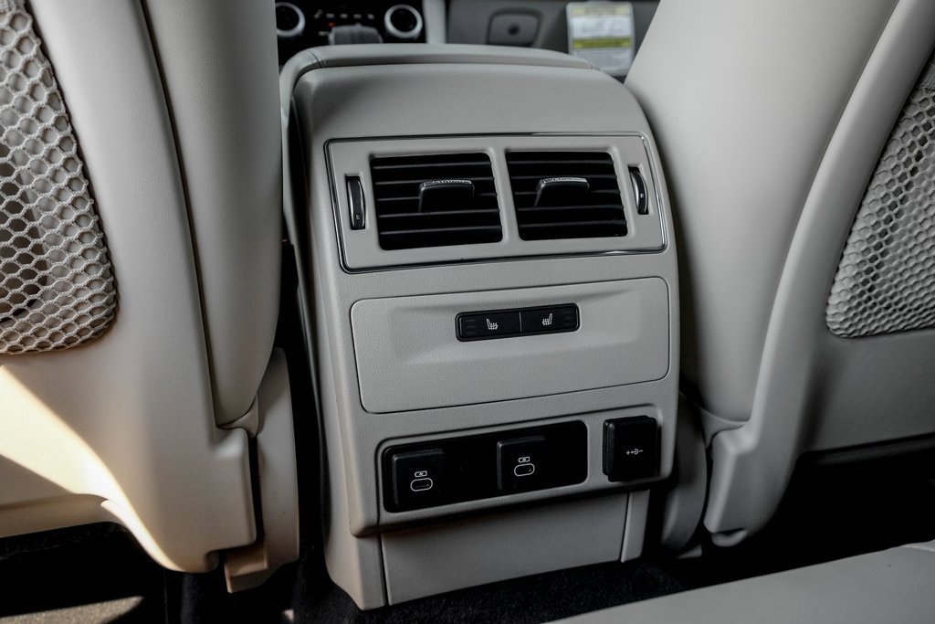 New 2026 Jaguar F-PACE R-Dynamic S image 17