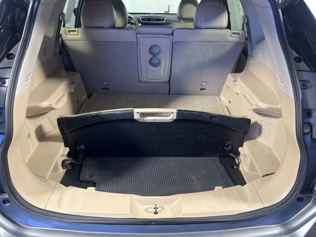 Used 2015 Nissan Rogue SL image 14