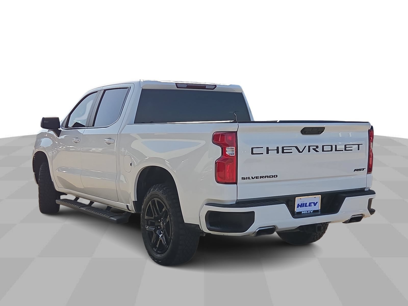 Used 2023 Chevrolet Silverado 1500 RST w/ Z71 Off-Road Package AWD/4WD image 6