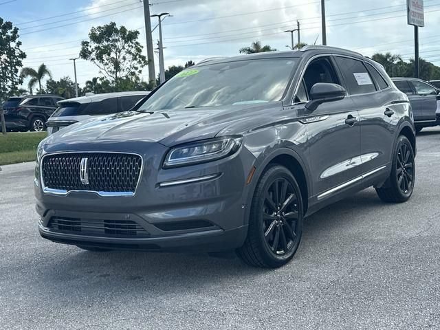 Used 2022 Lincoln Nautilus Reserve FWD image 3