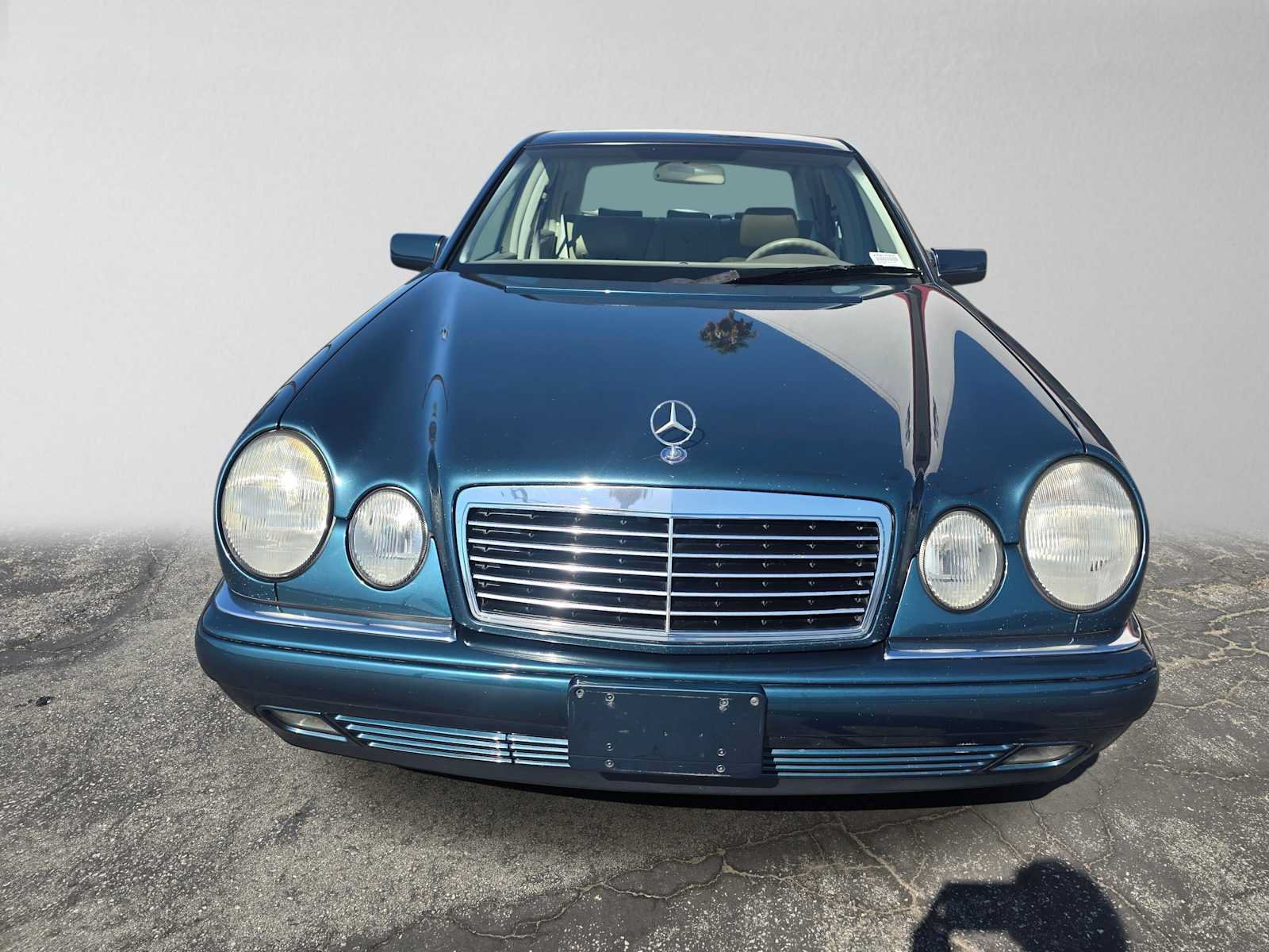 Used 1999 Mercedes-Benz E 320 Sedan image 8