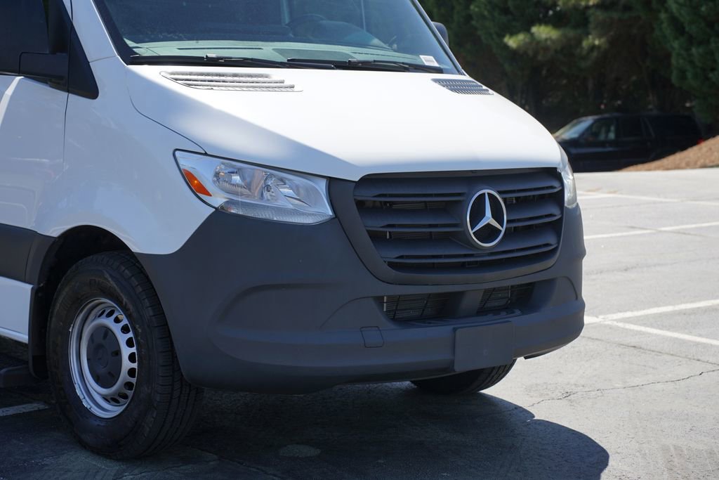 Used 2024 Mercedes-Benz Sprinter 2500 image 4