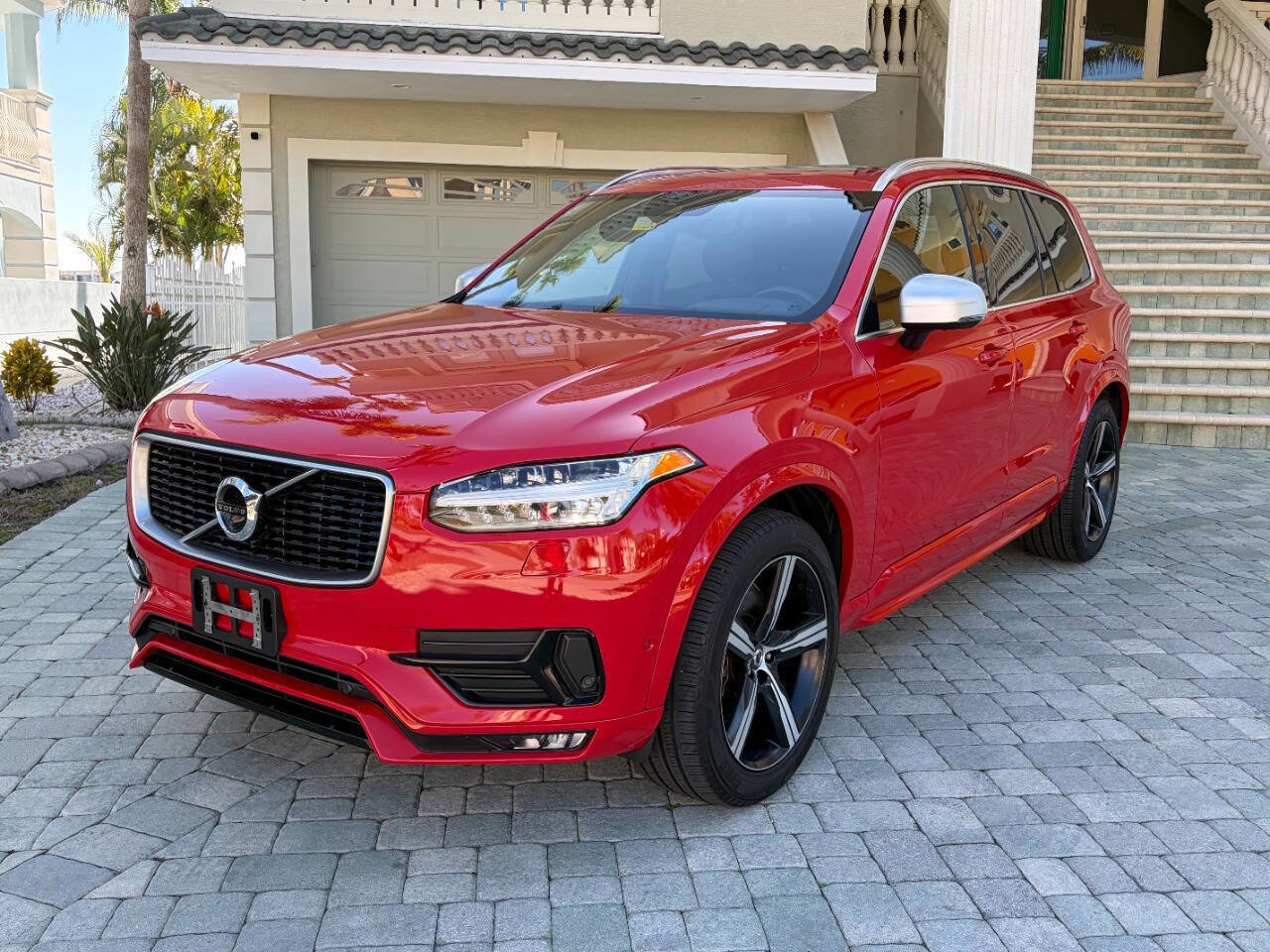 Used 2016 Volvo XC90 T6 R-Design w/ Protection Package Plus AWD/4WD image 31