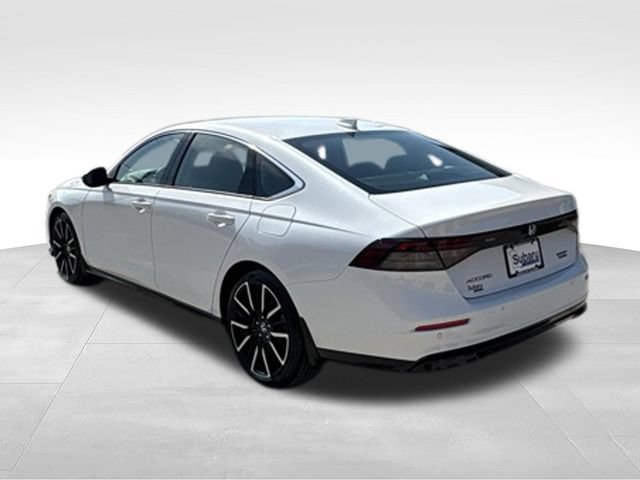 Used 2025 Honda Accord Touring image 5