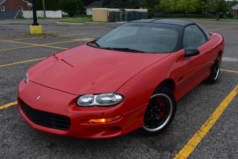 Used 1998 Chevrolet Camaro Z28 w/ Preferred Equipment Group 2 RWD image 7