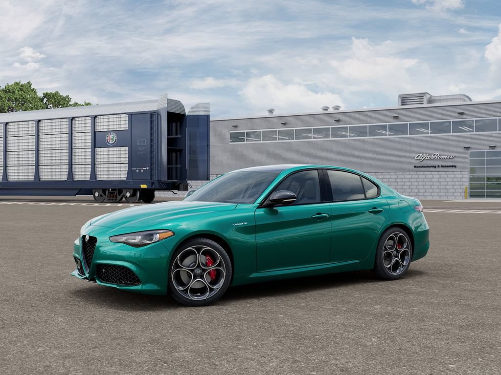 New 2025 Alfa Romeo Giulia w/ Veloce Package Rwd image 2