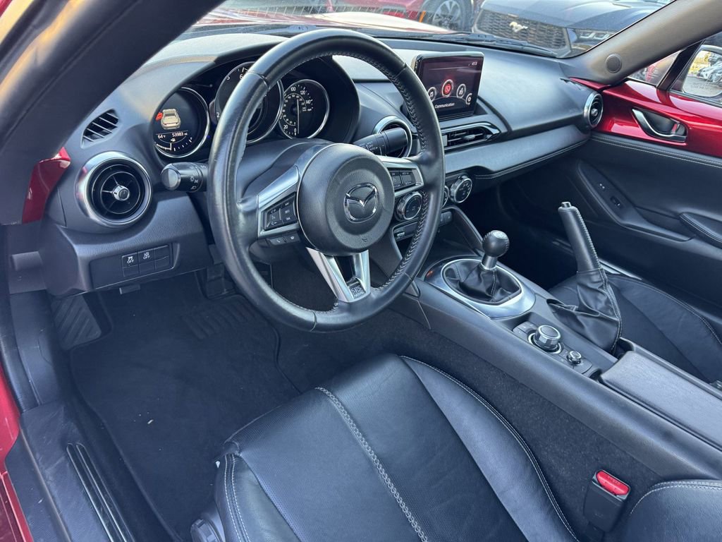 Used 2022 MAZDA MX-5 Miata RF Grand Touring RWD image 8