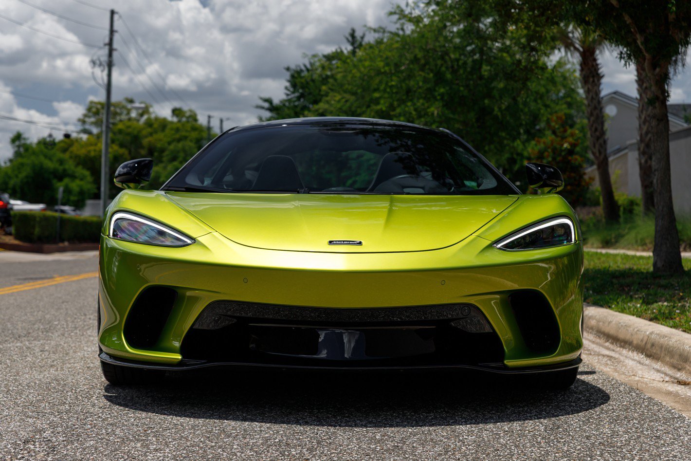 Used 2023 McLaren GT RWD image 4