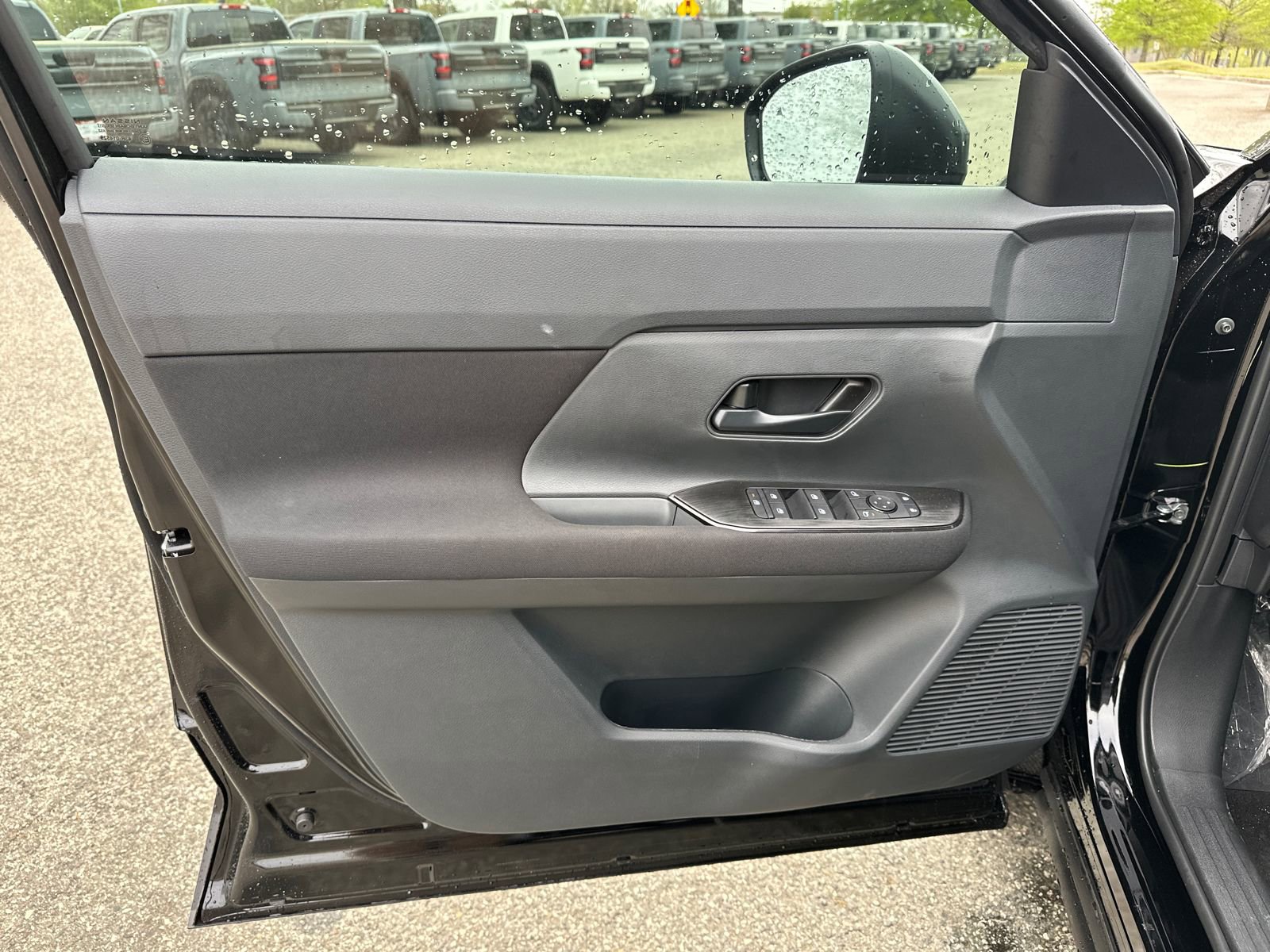 New 2026 Nissan Kicks S image 8