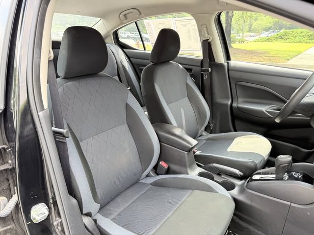 Used 2024 Nissan Versa SV FWD image 28