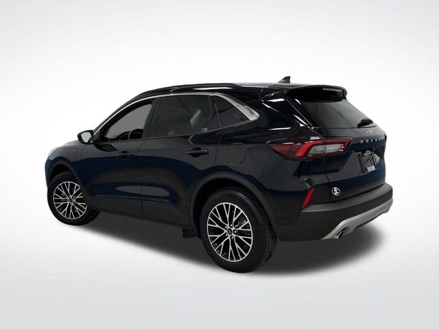 Used 2024 Ford Escape SE image 3