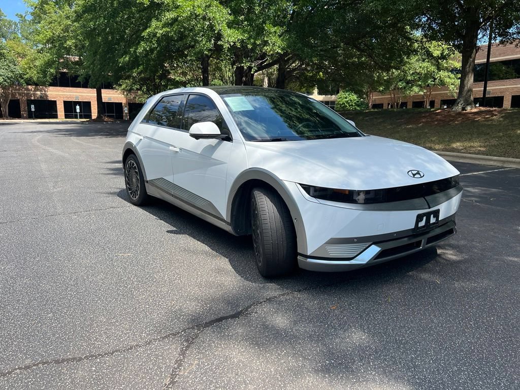 Used 2024 Hyundai Ioniq 5 Limited AWD/4WD image 4
