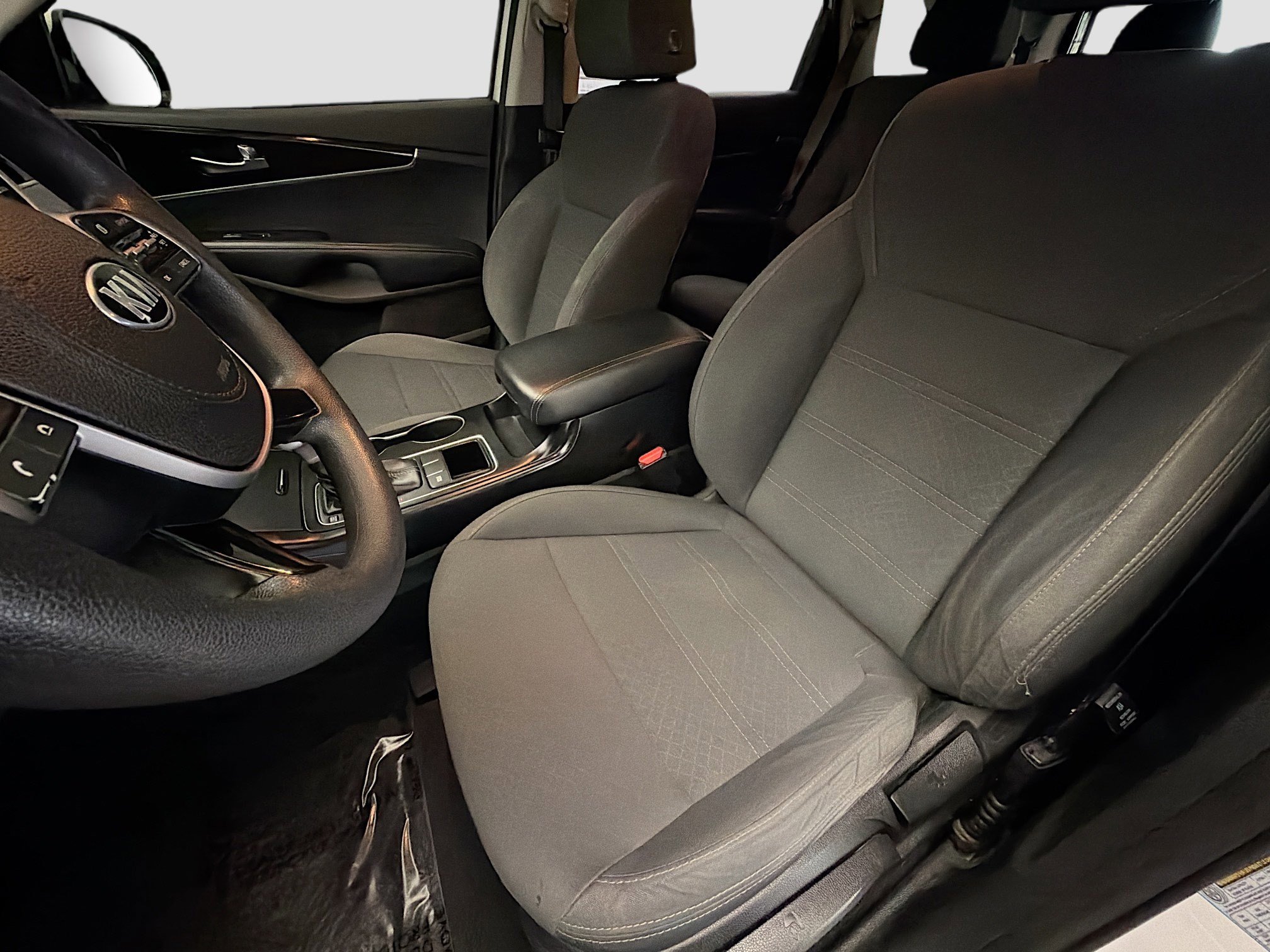 Used 2020 Kia Sorento L image 9