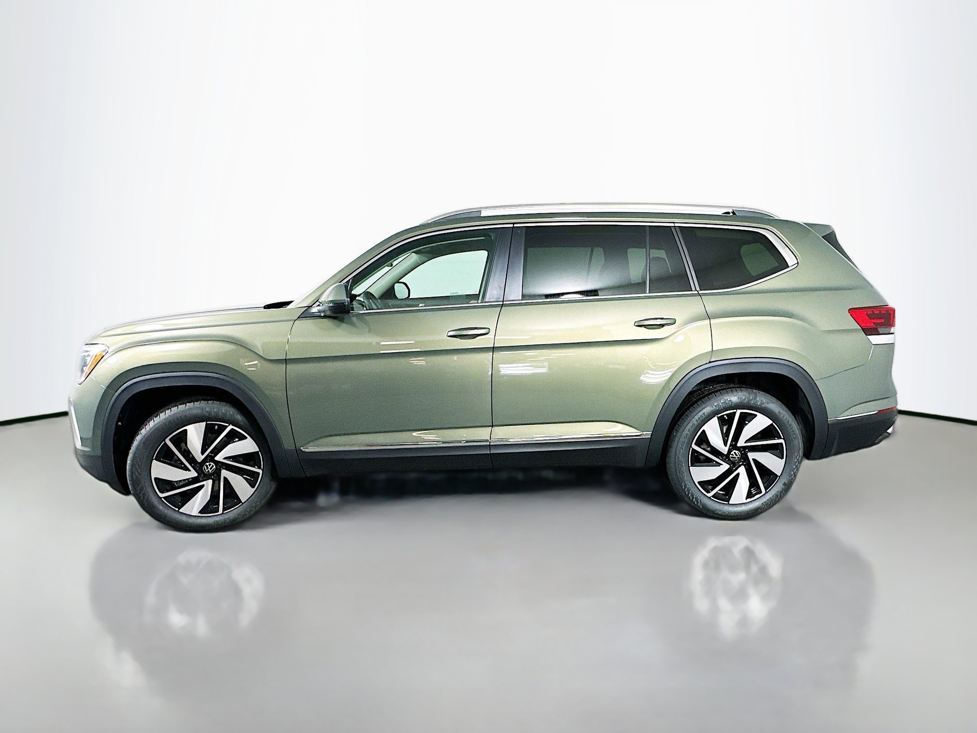 New 2026 Volkswagen Atlas SEL AWD/4WD image 4