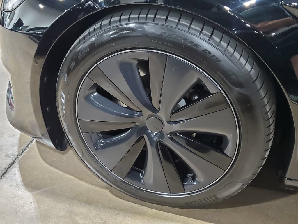 Used 2022 Tesla Model S AWD/4WD image 44