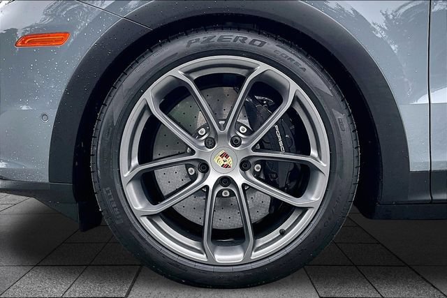 Used 2024 Porsche Cayenne Turbo GT AWD/4WD image 36