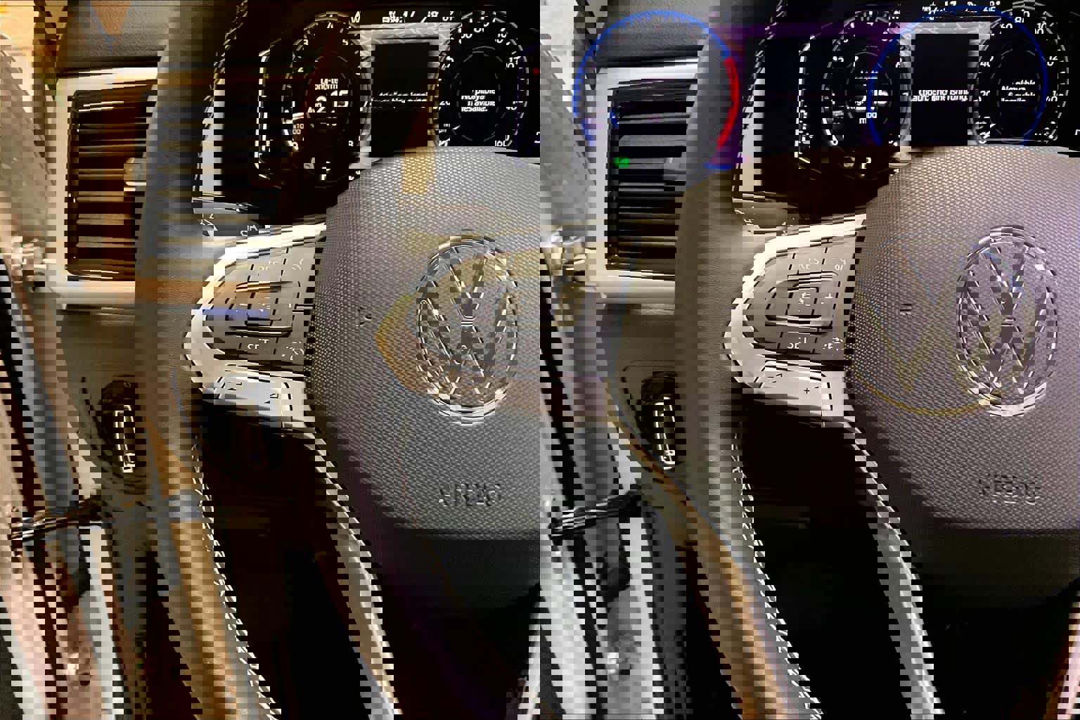 Used 2021 Volkswagen Atlas SEL Premium image 22