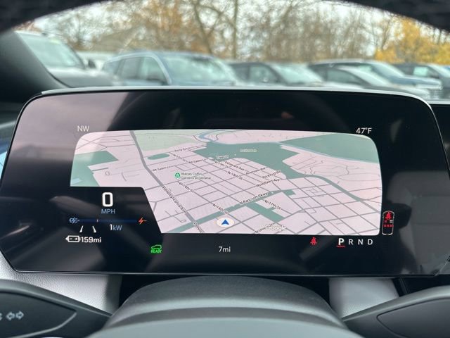 New 2026 Chevrolet Equinox EV LT image 18