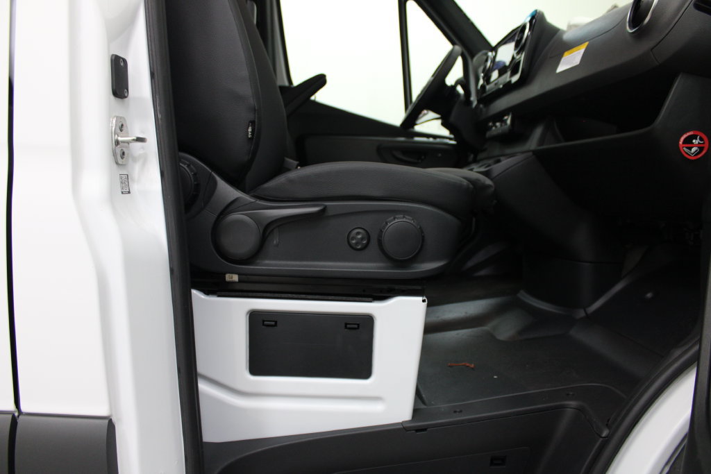 New 2025 Mercedes-Benz Sprinter 2500 image 6