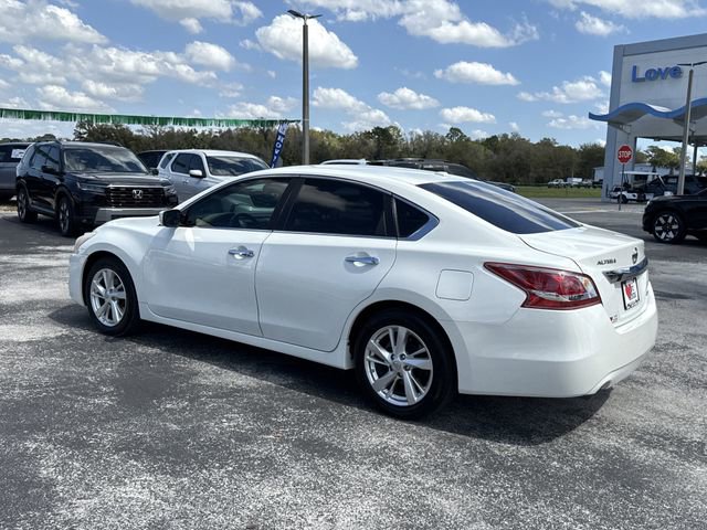 Used 2013 Nissan Altima 2.5 SV image 10
