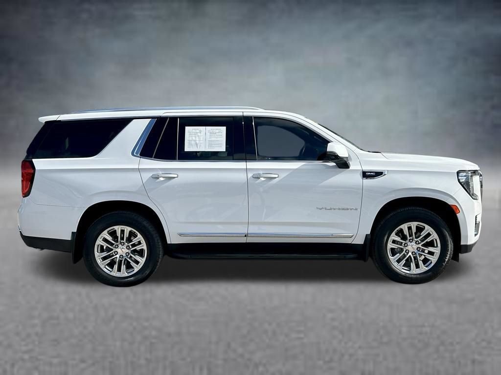 Used 2022 GMC Yukon SLT w/ SLT Luxury Package AWD/4WD image 4