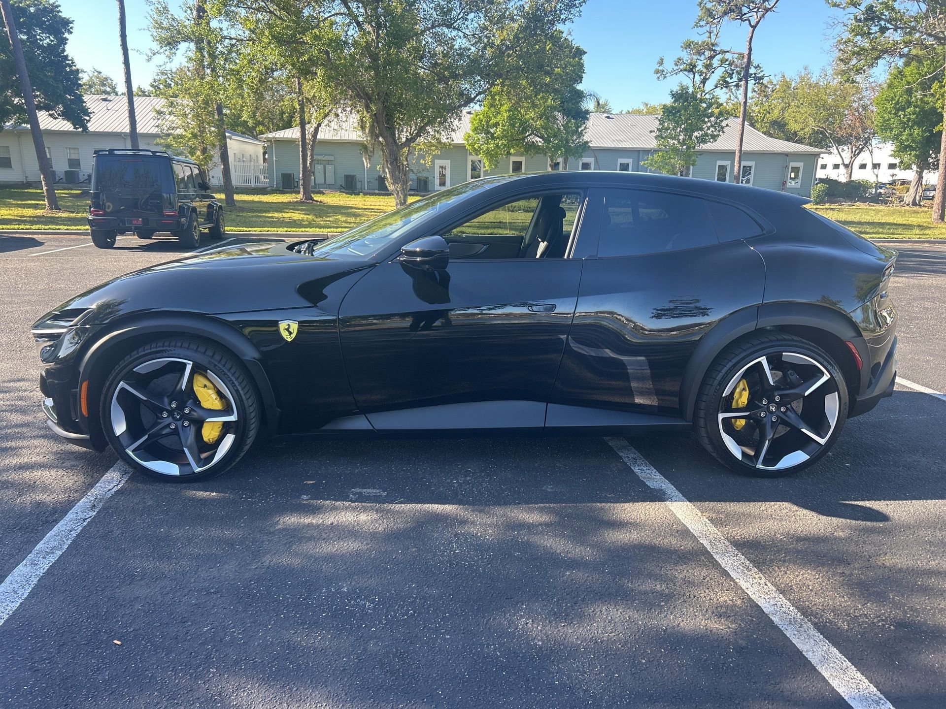 Used 2025 Ferrari Purosangue image 4