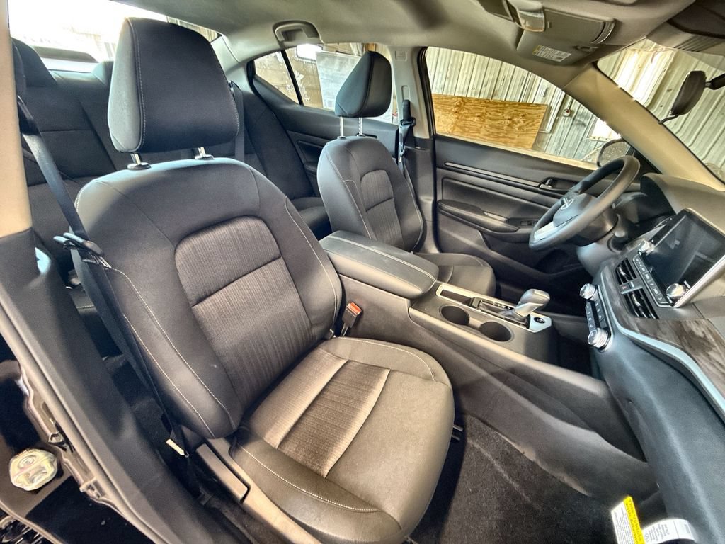New 2026 Nissan Altima 2.5 SV FWD image 25