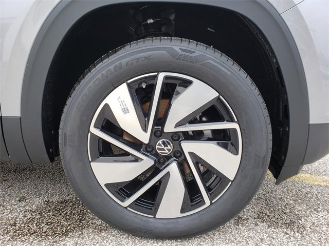 New 2026 Volkswagen Atlas SE image 12