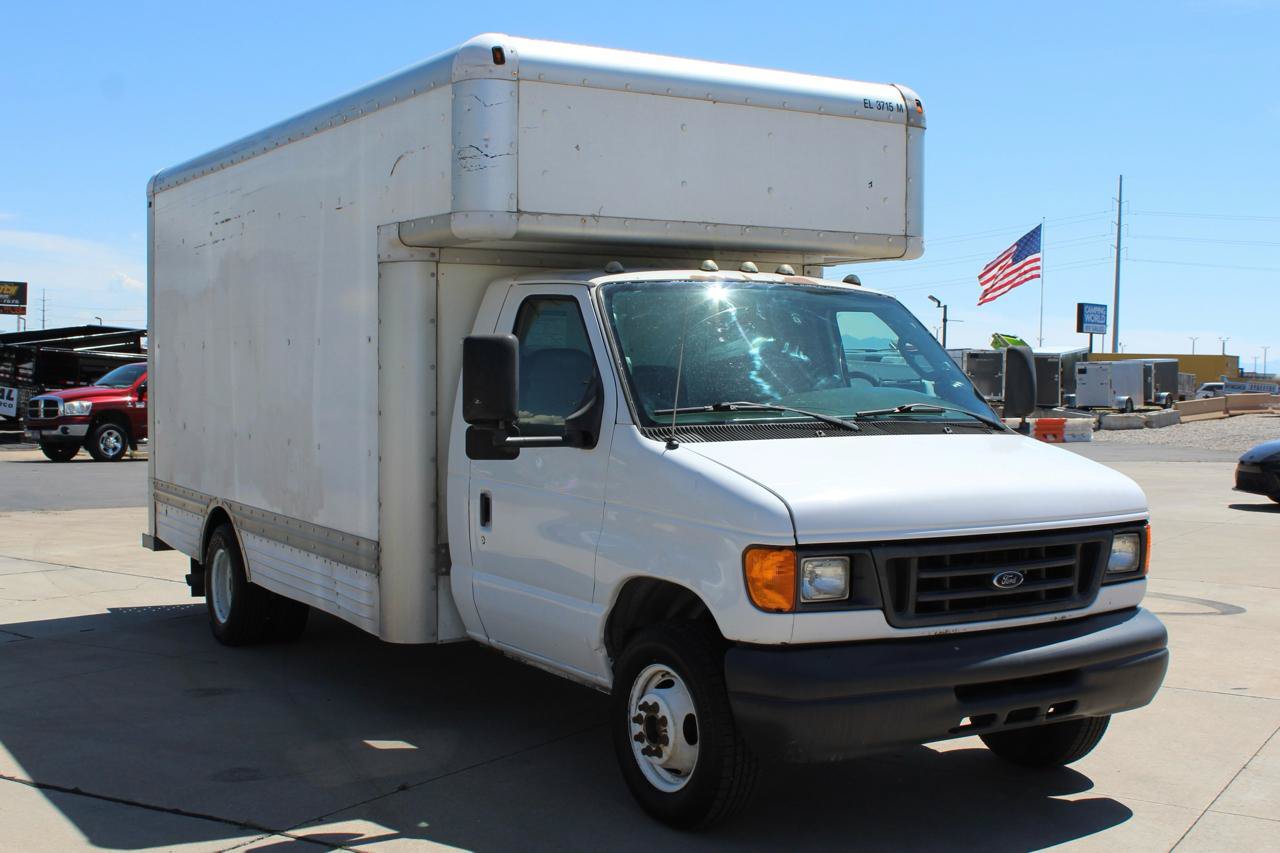 Used 2007 Ford E-450 and Econoline 450 RWD image 4