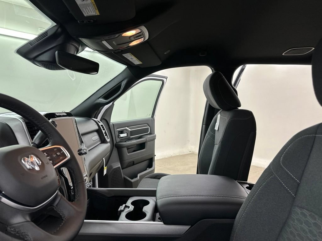 New 2026 RAM 2500 Big Horn AWD/4WD image 37