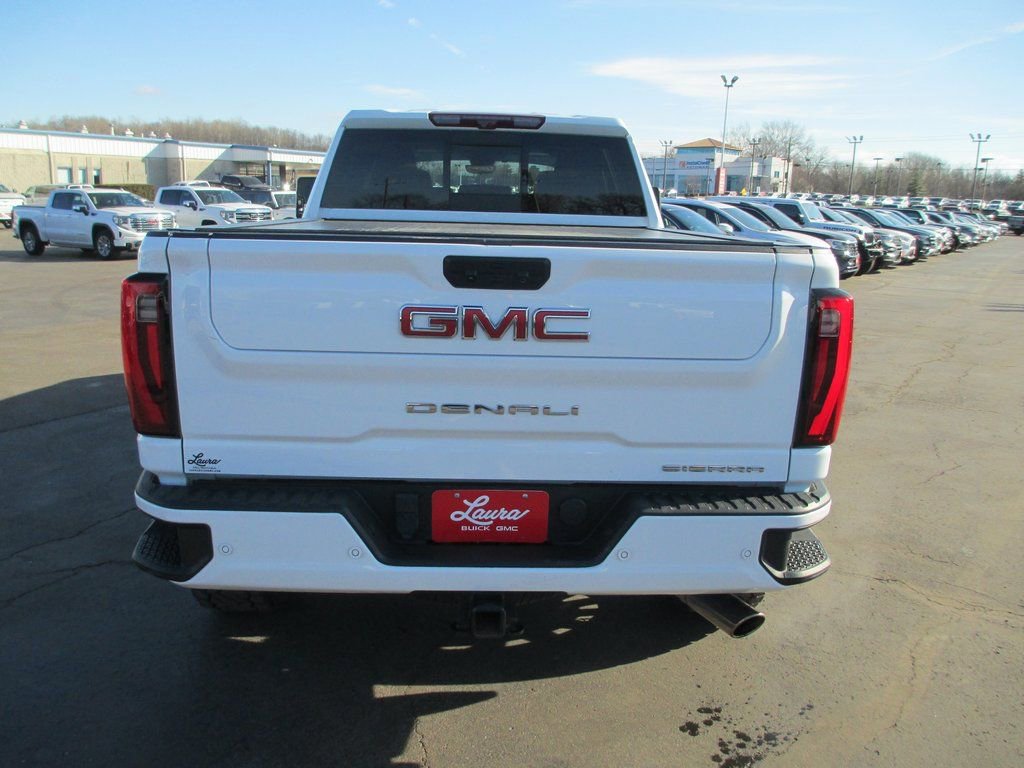 Used 2024 GMC Sierra 3500 Denali w/ Denali Reserve Package image 7