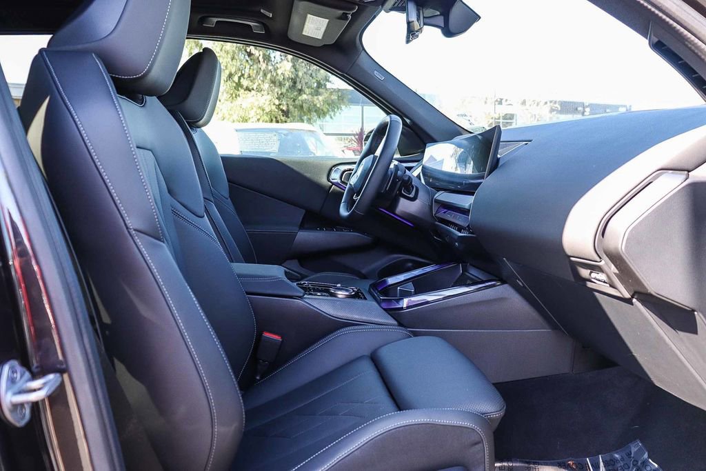 Used 2025 BMW X3 xDrive30i w/ Convenience Package image 16