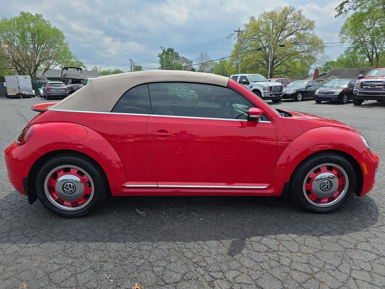 Used 2018 Volkswagen Beetle 2.0T Coast image 21