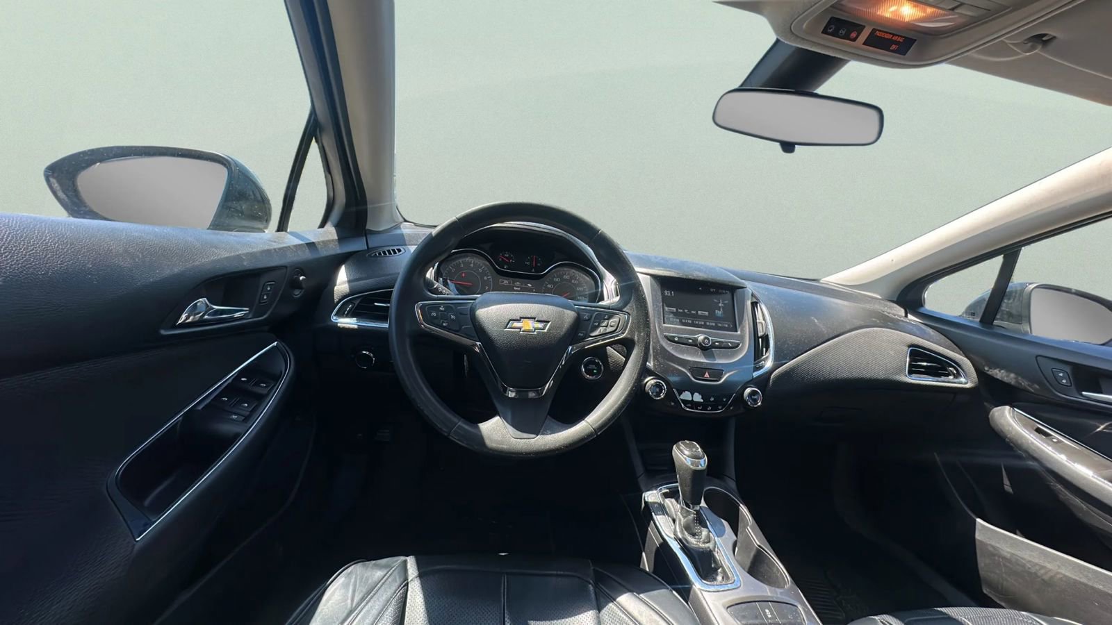 Used 2017 Chevrolet Cruze LT w/ Convenience Package FWD image 19