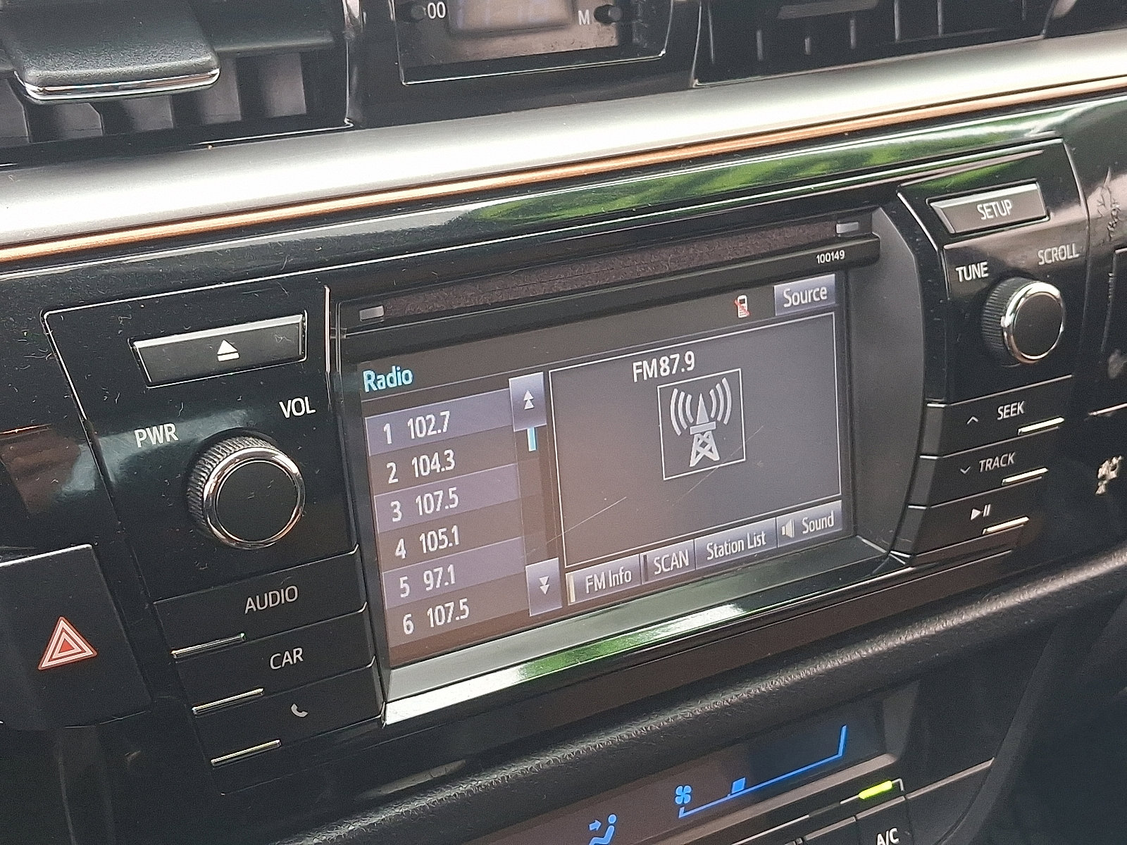 Used 2014 Toyota Corolla S FWD image 17