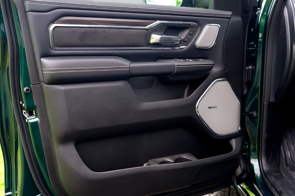 New 2026 RAM 1500 Laramie w/ Night Edition AWD/4WD image 19