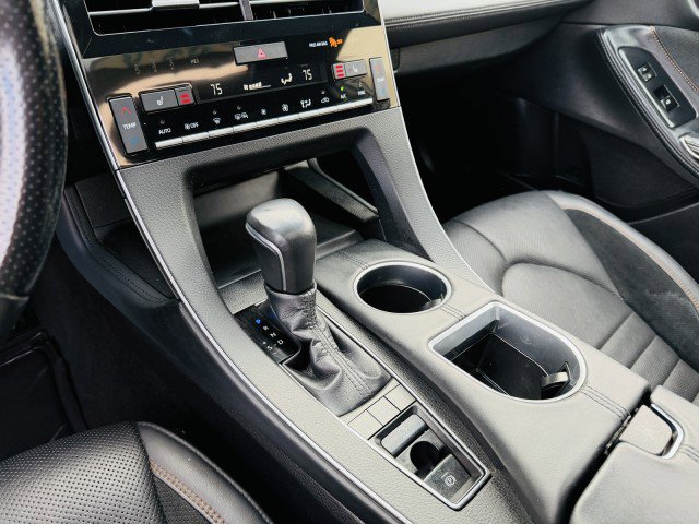 Used 2019 Toyota Avalon XSE w/ All Weather Liner Package image 16