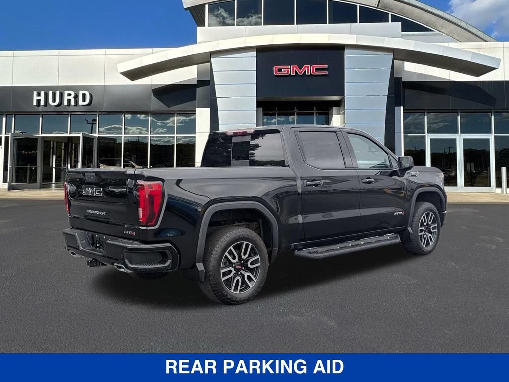 Used 2024 GMC Sierra 1500 AT4 w/ Technology Package AWD/4WD image 4