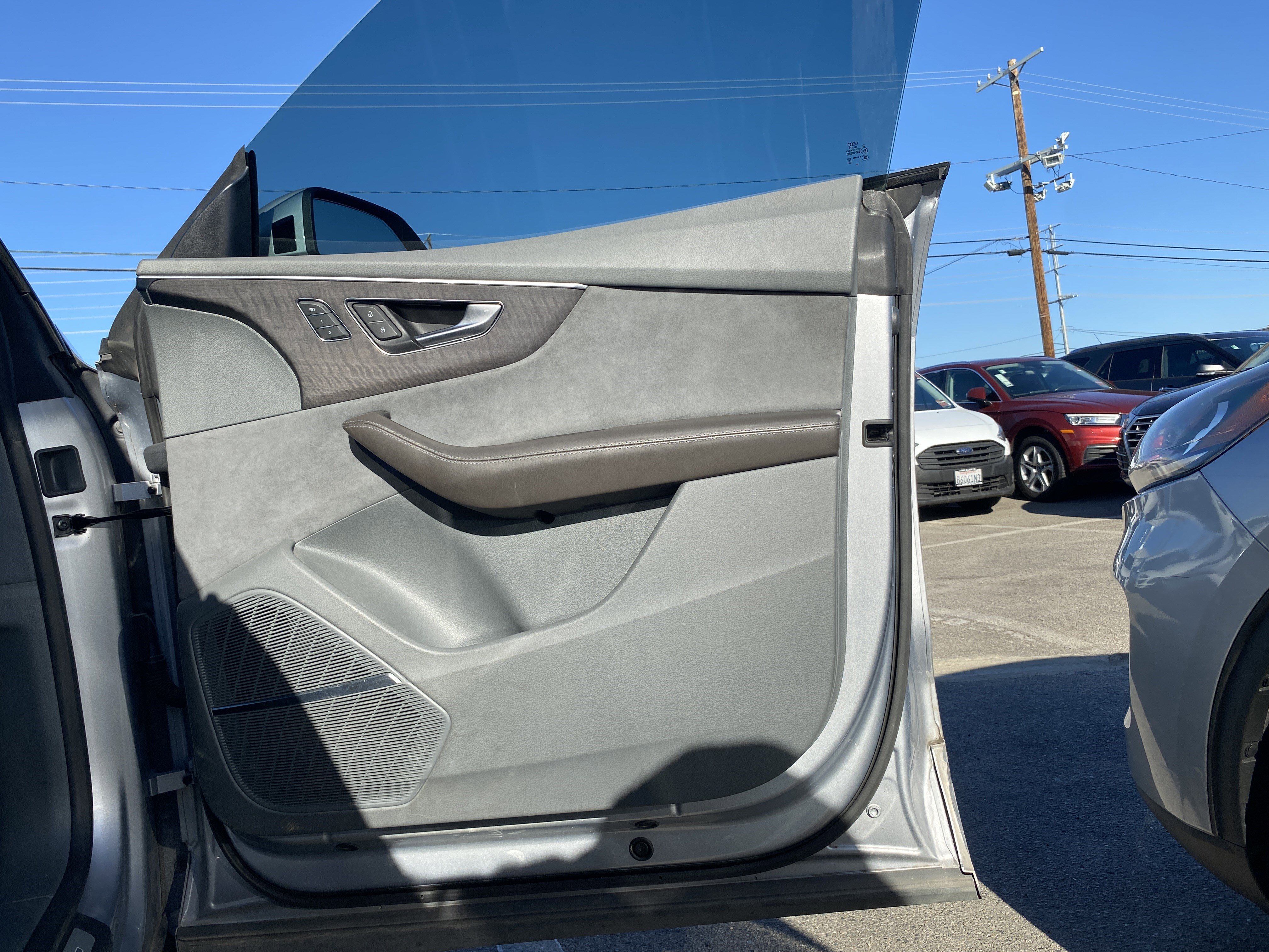 Used 2019 Audi Q8 Prestige image 21