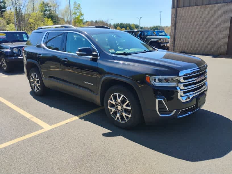 Used 2020 GMC Acadia SLE w/ Driver Convenience Package AWD/4WD image 2