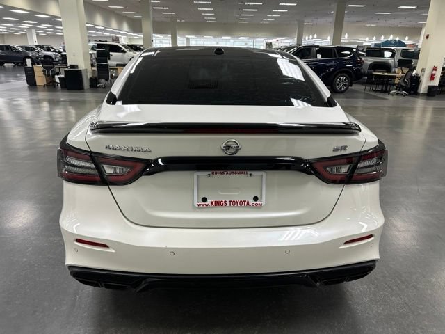 Used 2021 Nissan Maxima SR w/ Sport Mat Group FWD image 6